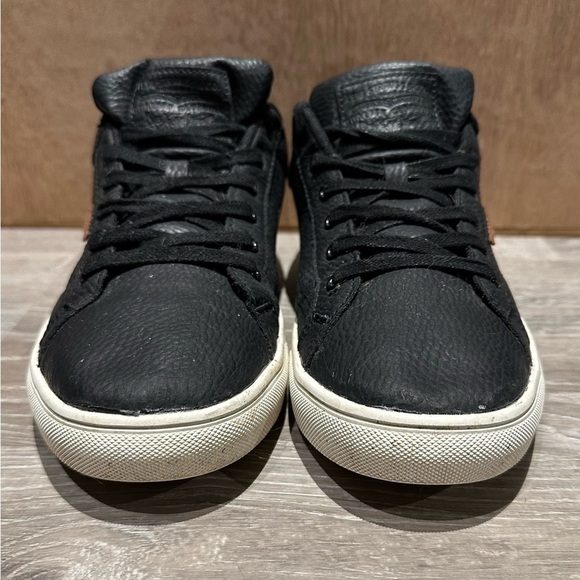 LEVI’S - Men’s Casual Sneakers - Picture 5 of 9